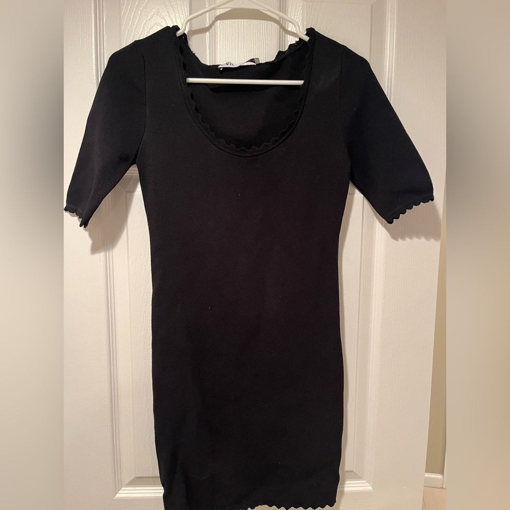 Zara Black Bodycon Mini Dress Scoop Neck Short Sleeve